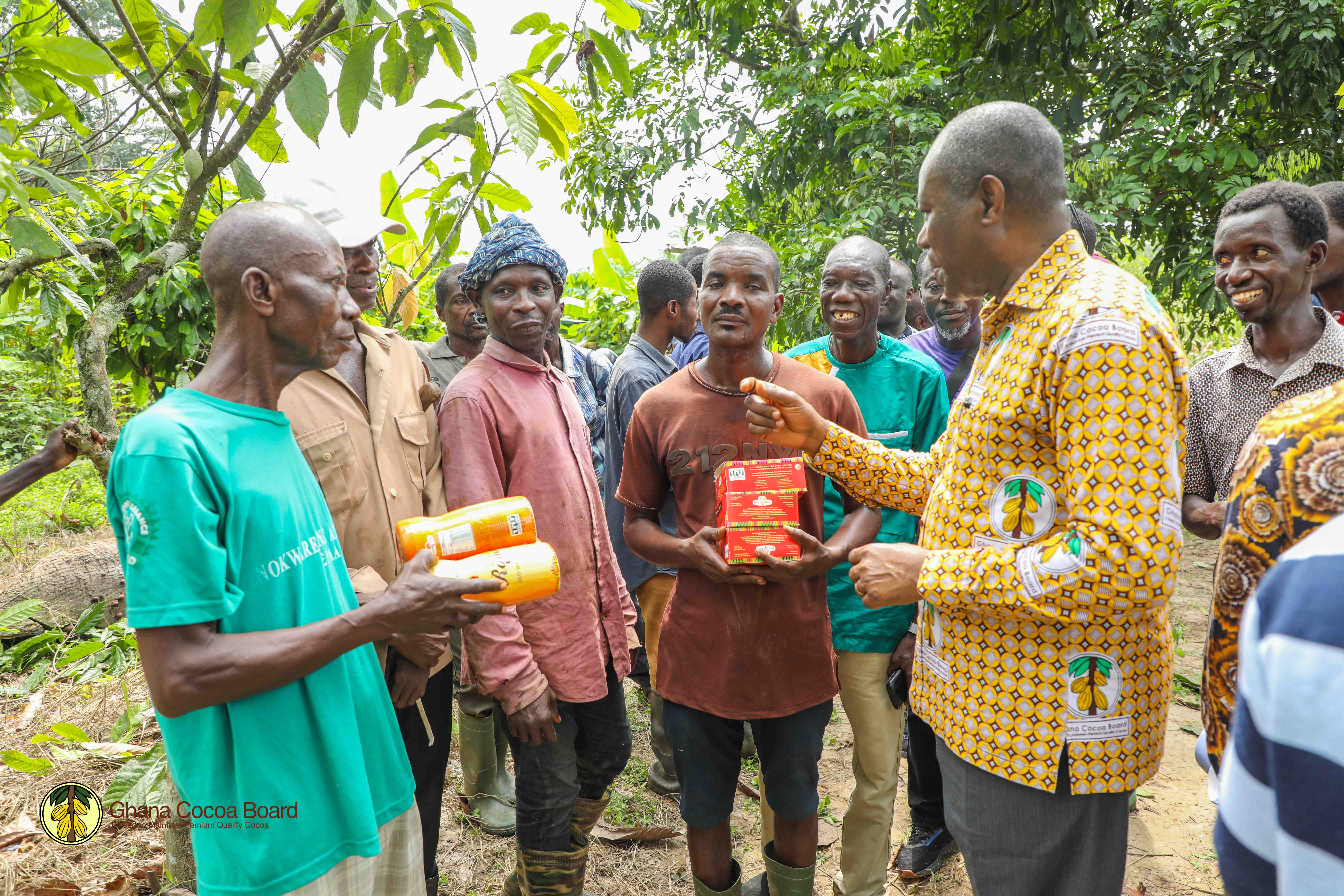 CHIEF EXECUTIVE'S FIELD TOUR OF CENTRAL AND WESTERN SOUTH COCOA REGIONS